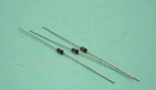 稳压二极管1N4744A(1W15V)