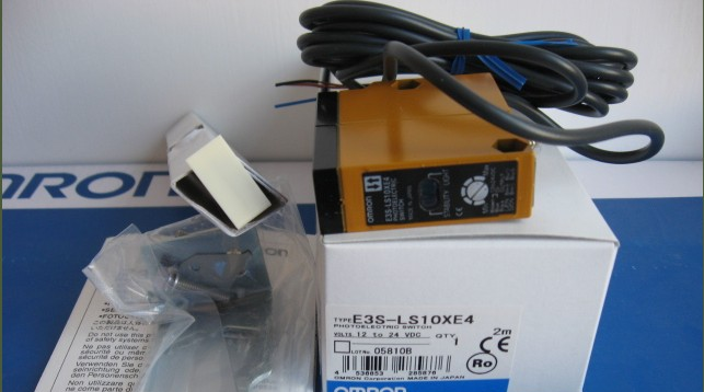 供应全新原装欧姆龙光电开关传感器E3S-LS10XE4 现货