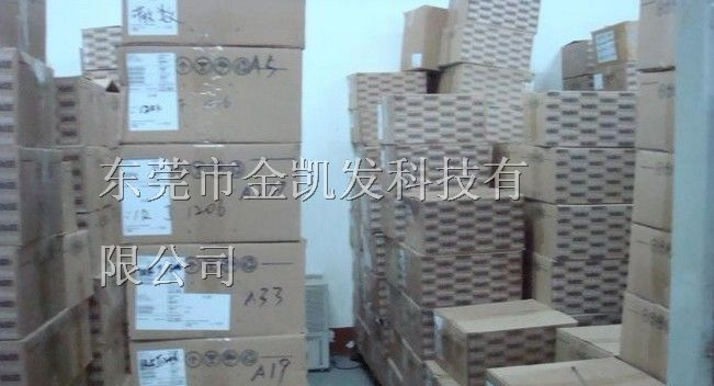 供应原装贴片电阻1210  820R