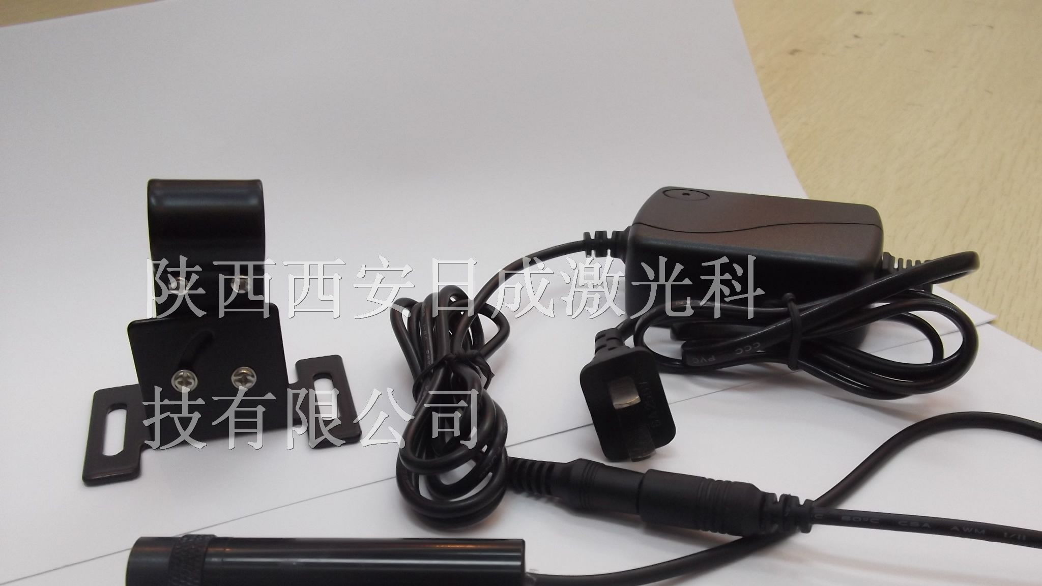 供应红光点状光斑激光器