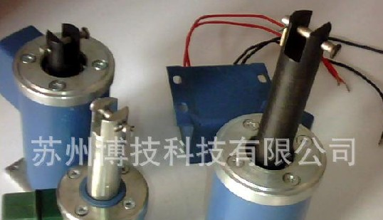 供应定做长行程牵引电磁铁