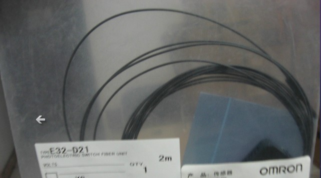 供应全新原装欧姆龙电光电开关传感器光纤头E32-D21