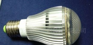 LED球泡灯，5W铝压铸 SMD贴片灯【厂家直销】