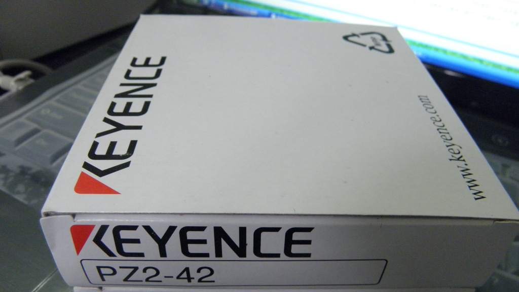 供应全新原装KEYENCE光电传感器 PZ-V31现货