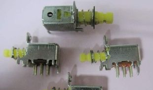 SP2.5按钮开关