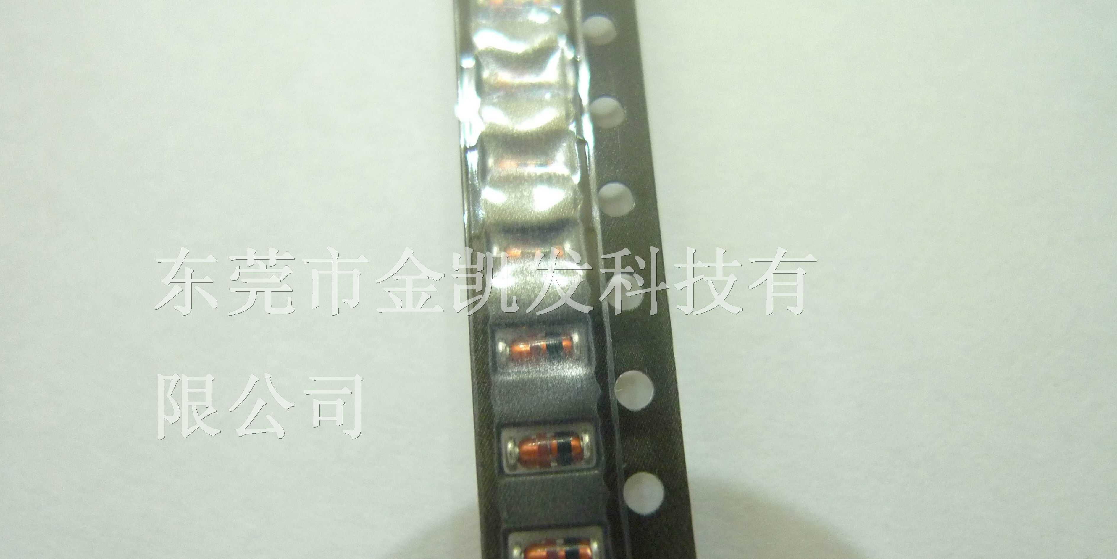 供应稳压贴片二极管18V
