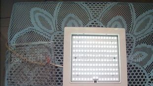 高亮度低光衰160LED 方形吸顶灯