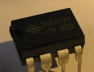 开关电源芯片THX202