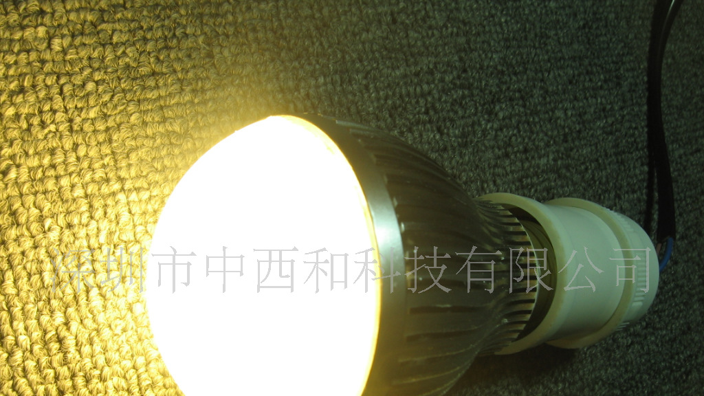 环保3014高流明LED灯珠，3014球泡模版