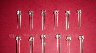 4.8MM草帽白发绿光LED