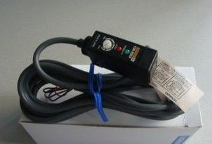 供应欧姆龙光电传感器E3R-R2E4公司现货
