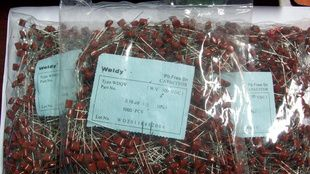 CBB电容 154J/100V   脚距5MM