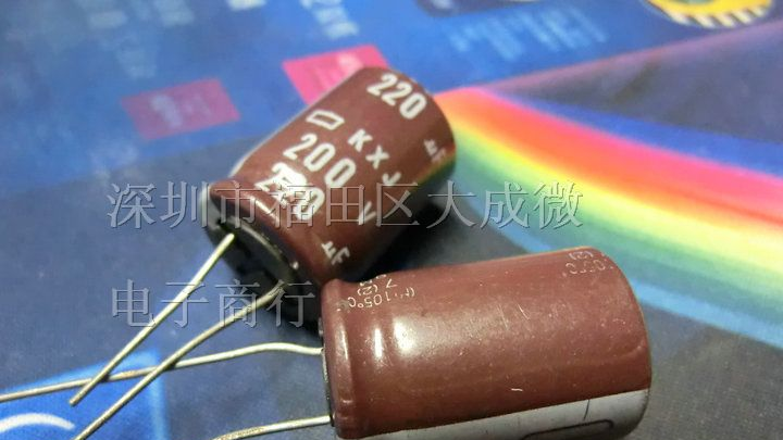 铝电解电容器 200V 220UF 330UF 470UF 1000UF 2200UF