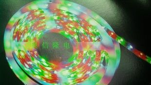 3528 60RGB串彩灯条
