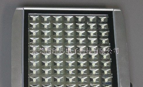 供应东莞LED投光灯70W