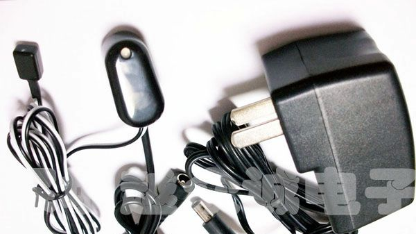 监控红外遥控信号回传器延长器机顶盒共享器D101