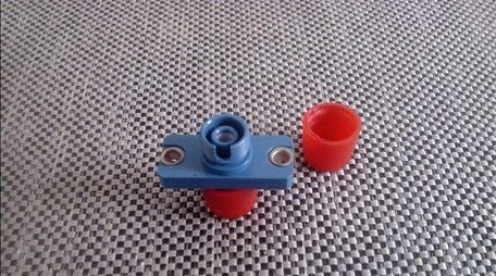 供应“FC-LC全塑料法兰盘”“FC-LC转接适配器”“FC-LC光纤适配器”