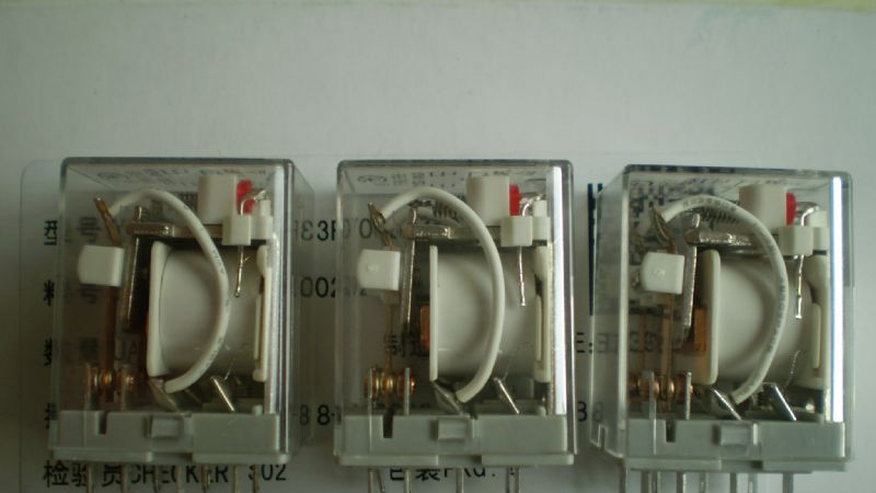 供应宏发继电器HF18FF/240-2Z1D
