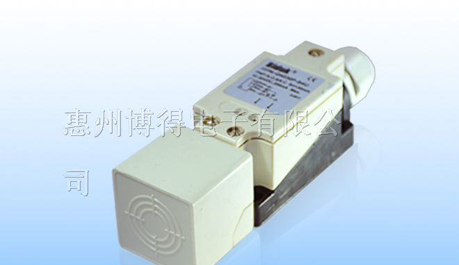 Q40方形接近传感器，广东长距离传感器替DW-AD-607-C40，感应器