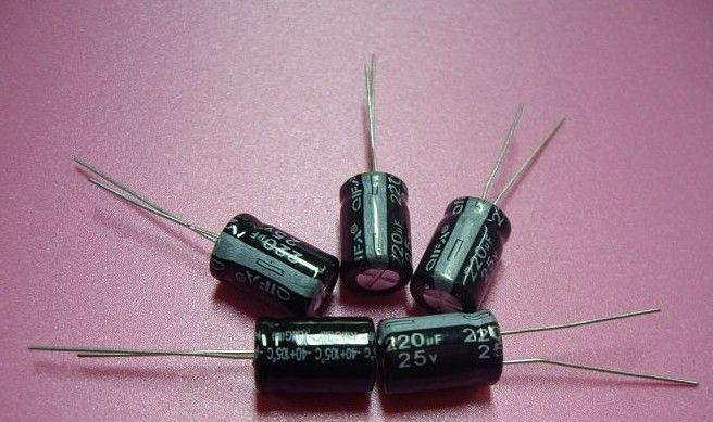 供应铝电解电容6.3V3300UF10X12现货价优