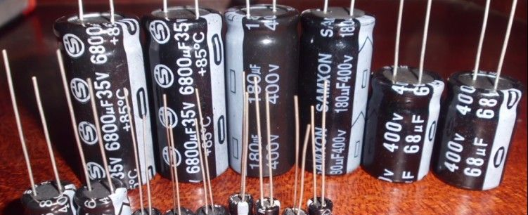 供应全系列铝电解电容35V220 大量现货