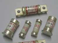 供应美国BUSSMANN熔断器170M系列现货供应BUSSMANN巴斯曼