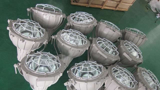供应BAT防爆投光灯、BTD防爆投光灯