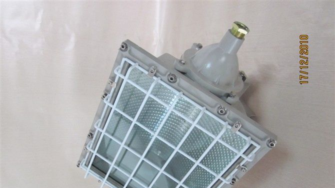 供应BAT51-防爆泛光灯、防爆灯具
