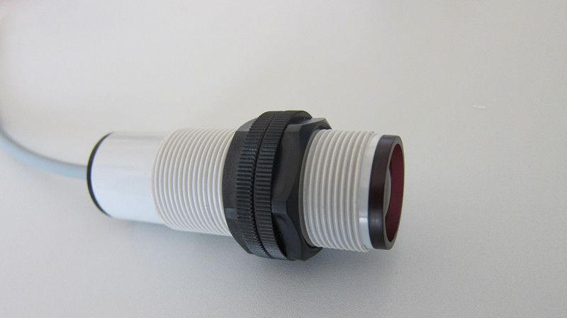 供应杭州M8金属外壳光电开关,湖州M12光电开关，嘉兴H替欧姆龙E3F3-D12，NPN漫反射光电开关