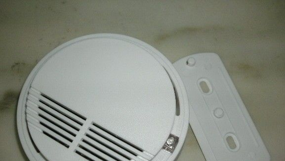 供应容易发生火灾怎么办，无线烟雾报警器，无线烟雾探测器厂家直销