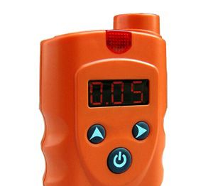供应山东便携式气体报警器检测CO2