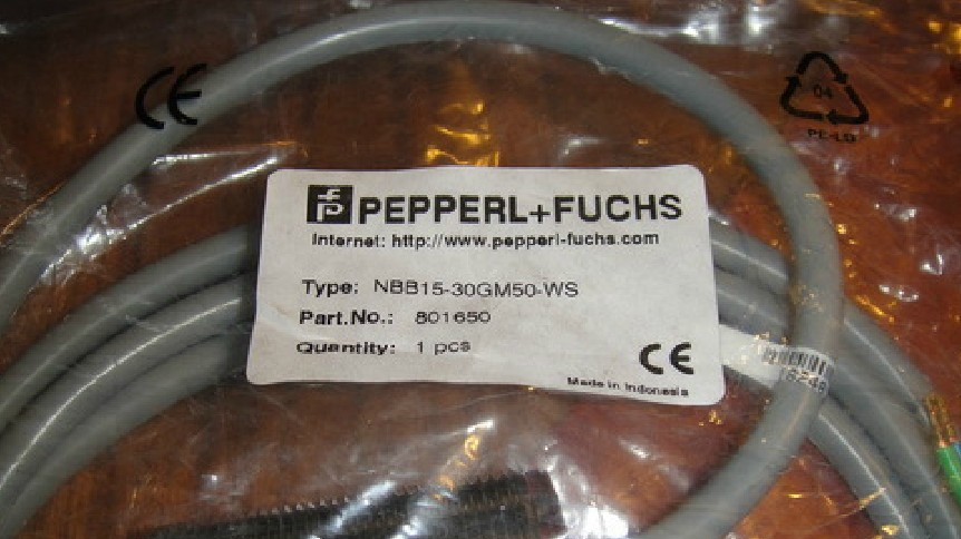 供应原装P+F倍加福接近开关 NJ1.5-8GM40-E2现货