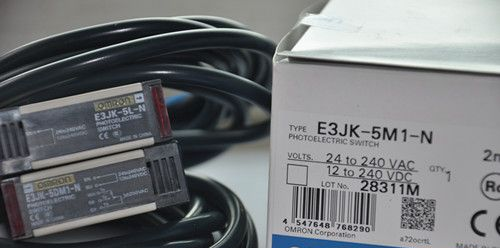 供应欧姆龙OMRON光电开关E3JK-5M1-N 2M