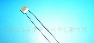 F18 86度1A温度保险丝 方形 环保UL认证
