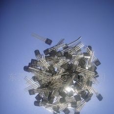 直插三极管S8050