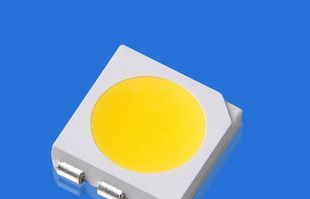 大量供应高显色数SMD5050和SMD3528产品，以及大功率产品。