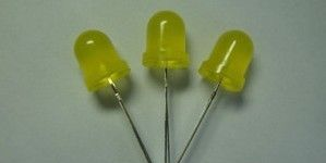LED发光二极管8mm黄发黄