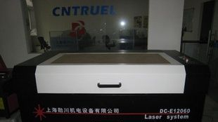 厂家直销工艺品木盒激光雕刻机
