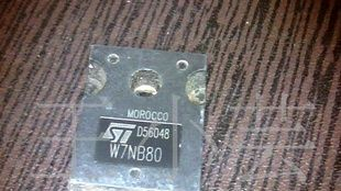 拆机场效应管W7NA80，7N80