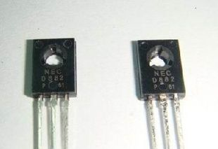 三极管D882 2SD882