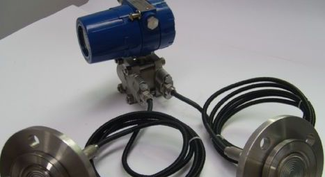 供应双法兰液位变送器