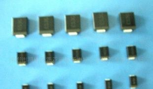 TVS 瞬变抑制二极管SMBJ100CA
