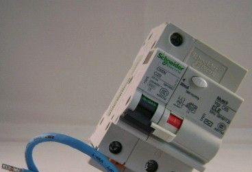 供应施耐德香港IC65NVigi漏电断路器/施耐德漏电断路器
