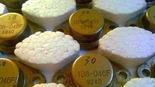 原装拆机108-046F  2SC2246(富士通)拆机管  直插三极管