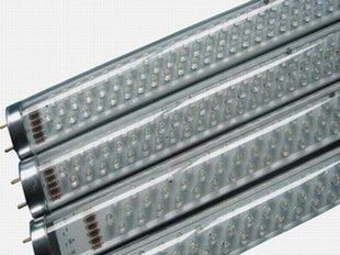 8W  LED日光灯