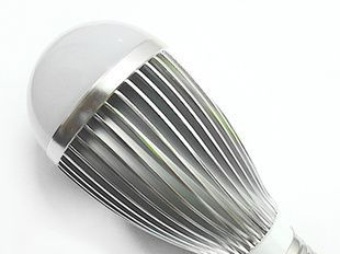 7*1W 家用照明灯LED 大功率高效散热7W球泡灯