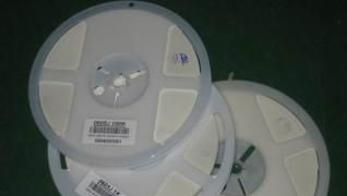 特价热销TDK贴片电容0805 105K 16V 贴片电容