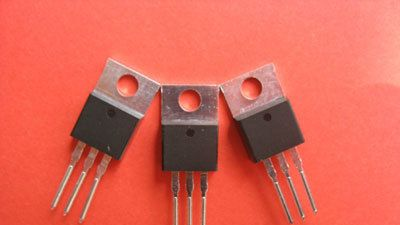 厂家直销MBR10150    TO-220      肖特基二极管