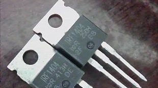 场效应管 IRF1404