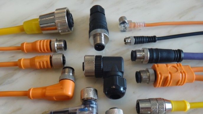 供应航空插头连接器，超耐磨原装航空插头连接器大量批发